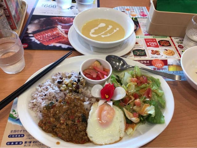 ガスト 城陽店 - サブ画像1