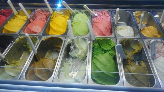 明宝ジェラート 本店 - サブ画像3