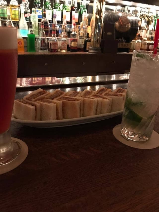 TRAD BAR ESPRIT ギャザ阪急 - サブ画像2