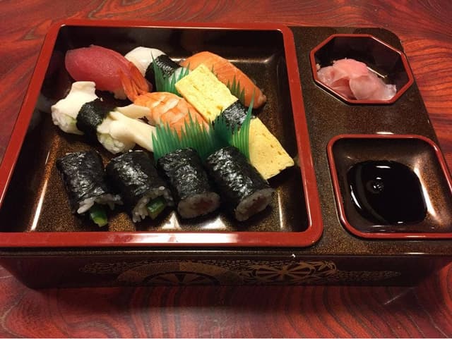 ぎふ初寿司 美濃加茂分店 - サブ画像3