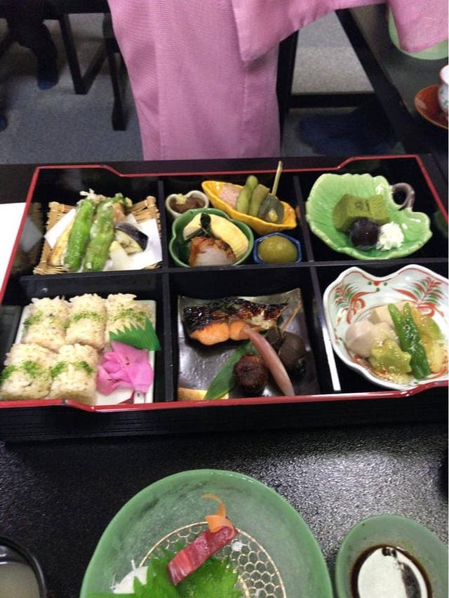 京料理 とりよね - サブ画像3