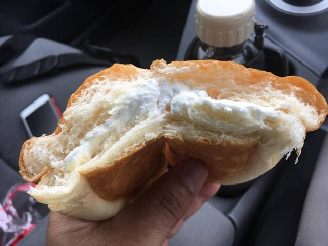 カワギシベーカリー - サブ画像1