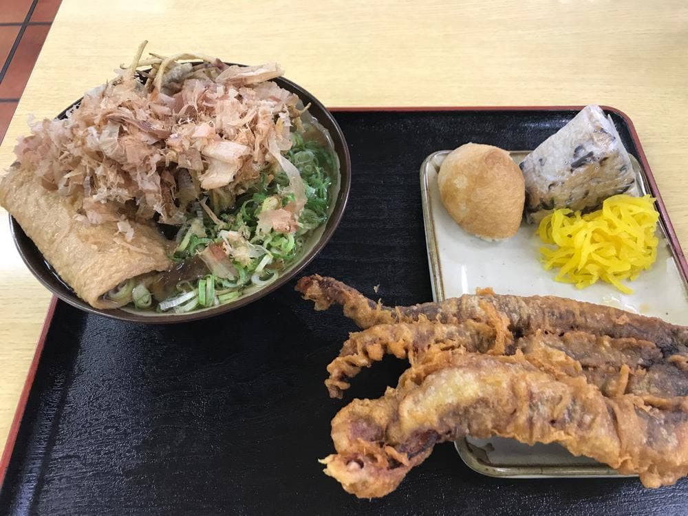 セルフうどん さざなみ 曽根店
