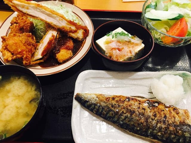魚ばぁさんの食堂 おくどさん レインボー店 - サブ画像2