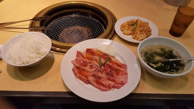 溶岩炭火焼肉 炎や - サブ画像3