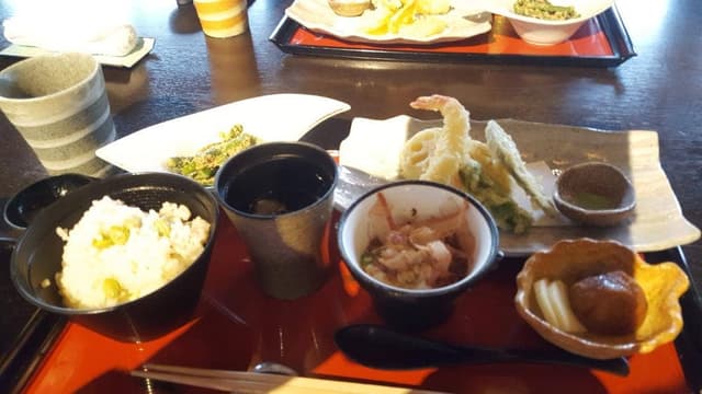 根来初花 - サブ画像3