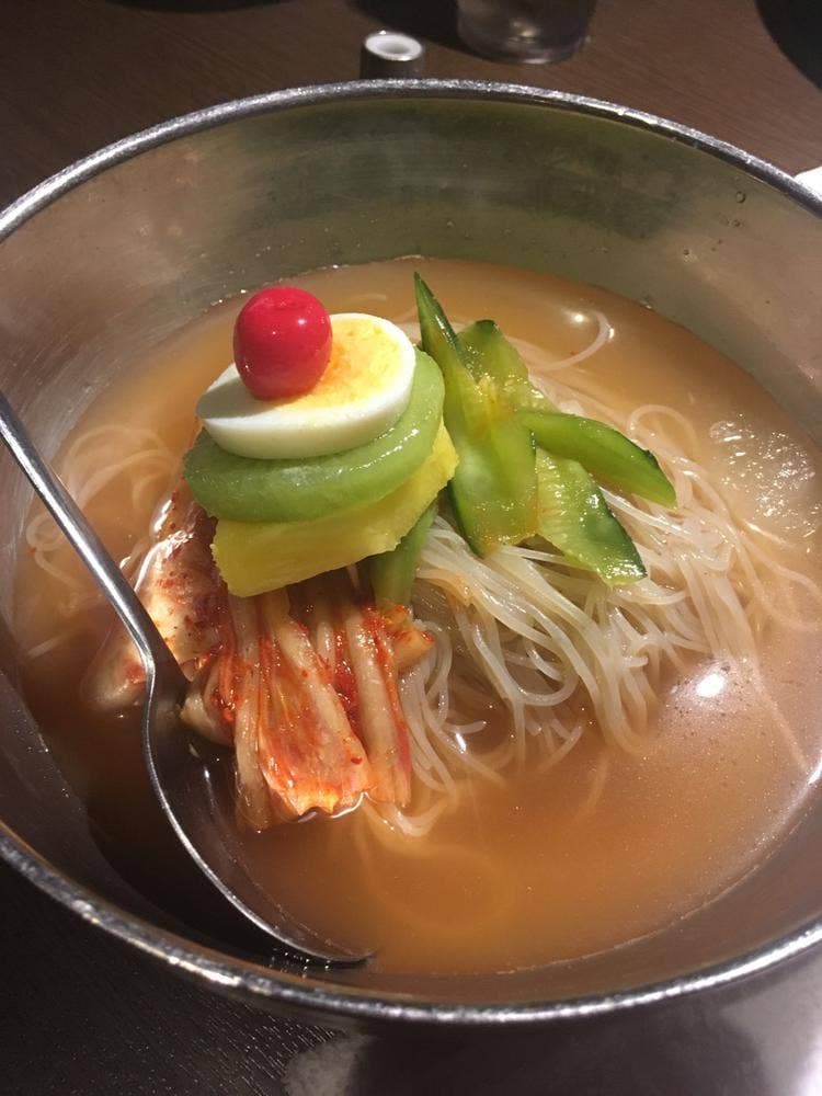 炭火焼肉まん福