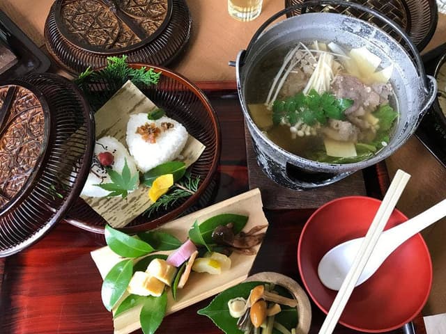 ドライブイン赤目 - サブ画像1