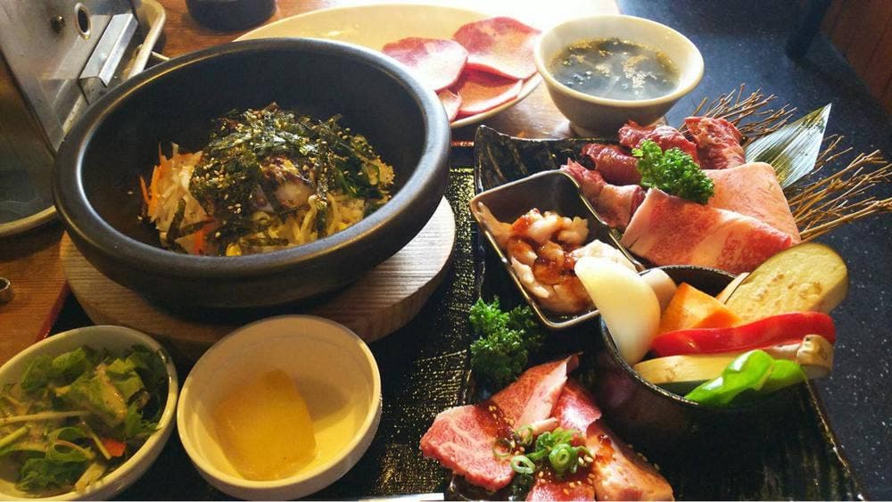 ホルモン家德侍郎