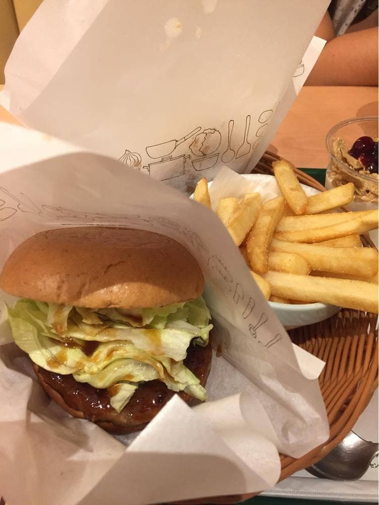 モスバーガー スピナガーデン大手町店