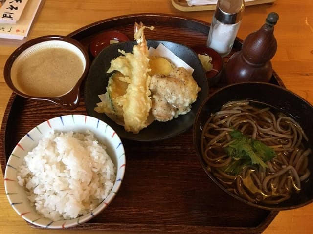 手打ちそば 杉亭 - サブ画像1