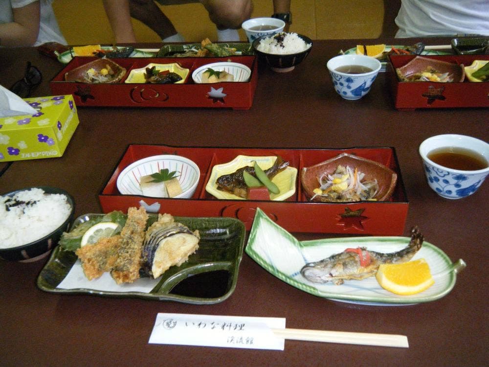 池田養魚場渓流館