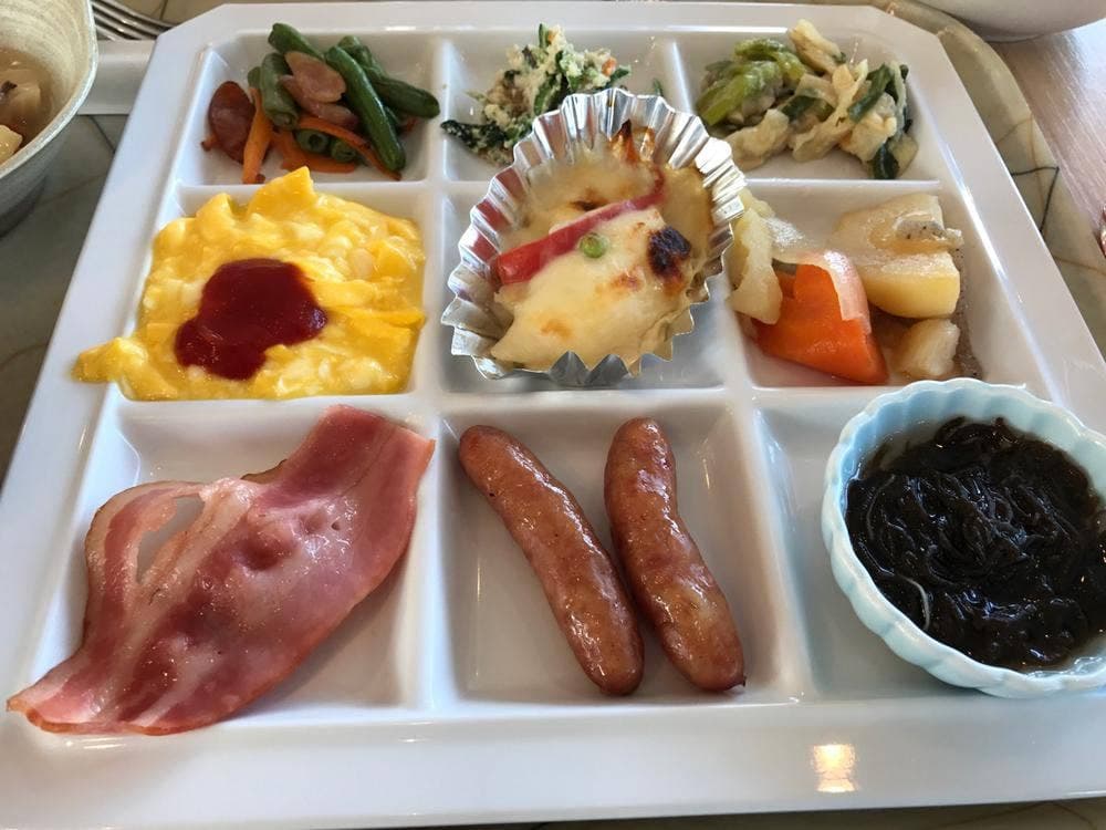 レストラン メープル サンウエストホテル佐世保