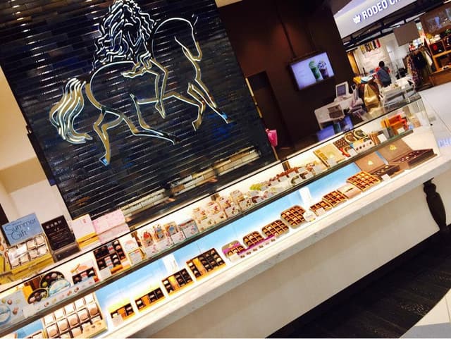 ゴディバ ららぽーと湘南平塚店 - サブ画像2