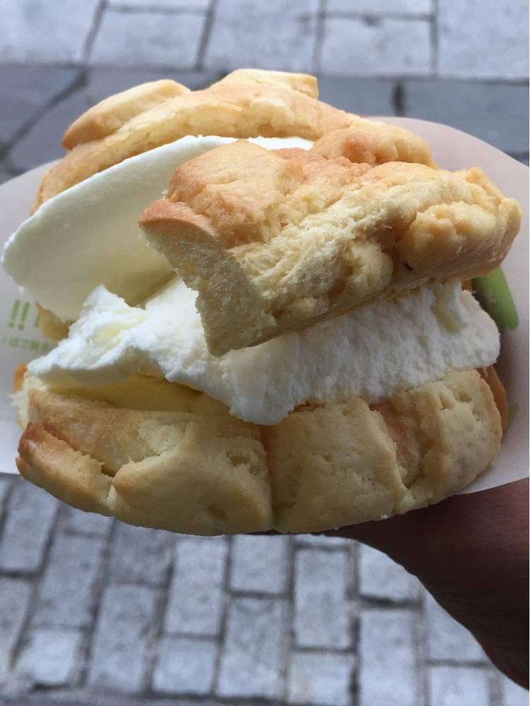 世界で2番めにおいしい焼きたてメロンパンアイス 函館店