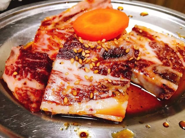 炭火焼肉 一番 - サブ画像1