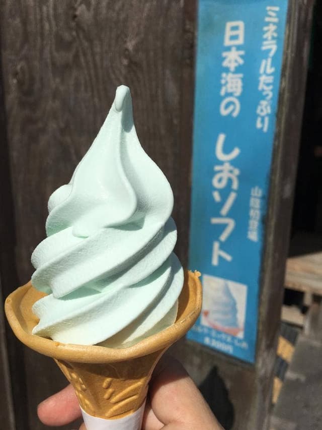 ご当地グルメと鬼太郎グッズの三平茶屋 - サブ画像2