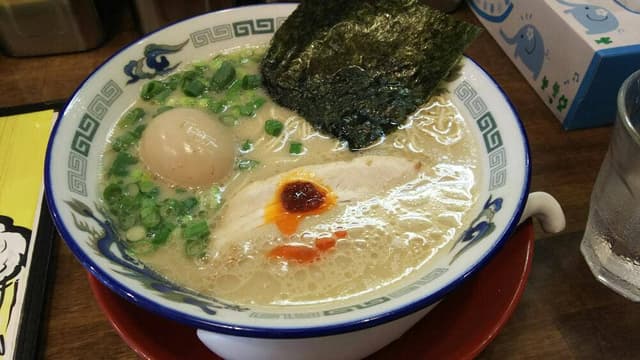 豚骨ラーメン酒場 たつまき - サブ画像3