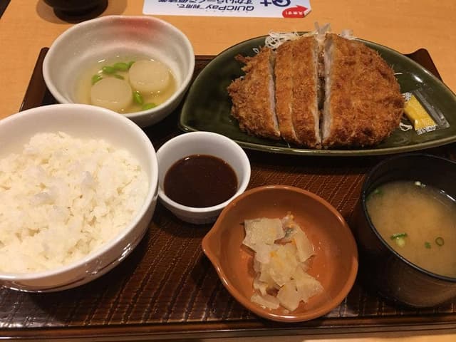 ガスト 横浜平沼店 - サブ画像1