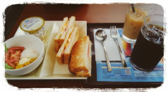 カフェ・ド・クリエ ホピタル 京都府立医科大学附属病院店 - サブ画像1