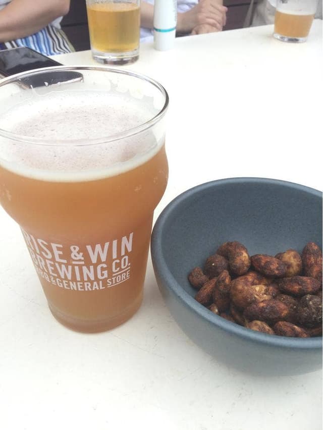 RISE & WIN Brewing Co. BBQ & General Store - サブ画像3