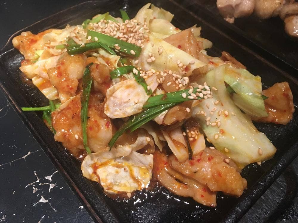 万作 博多本店