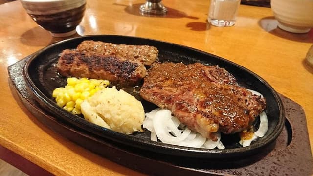 ブロンコビリー 守山店 - サブ画像1
