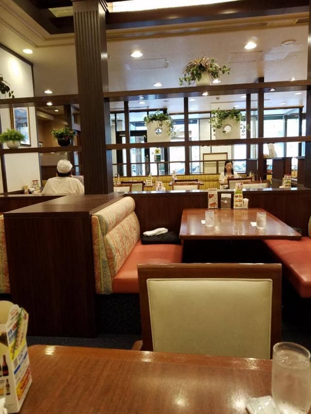 ロイヤルホスト 森ノ宮店 - サブ画像2