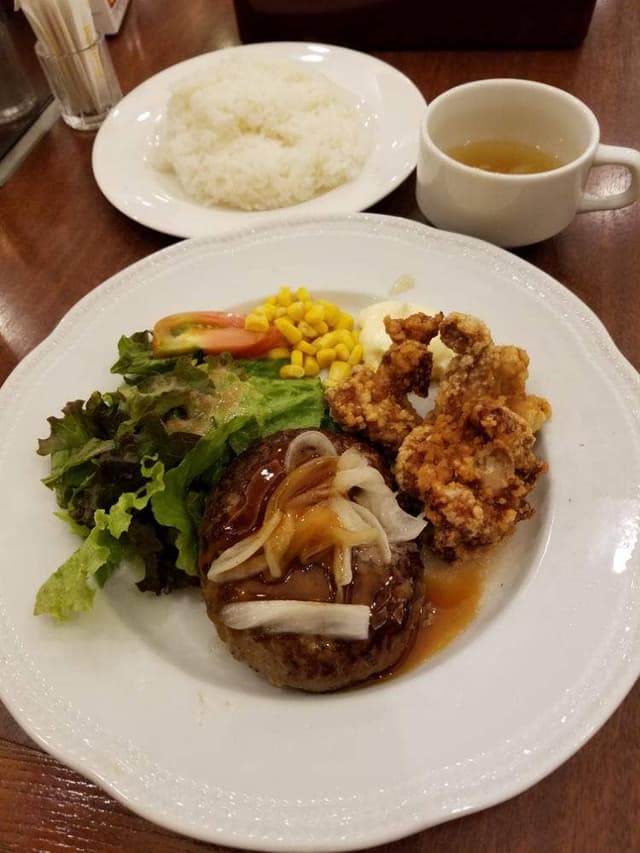 ロイヤルホスト 森ノ宮店 - サブ画像1
