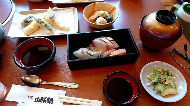 本家山賊鍋 田川本店 - サブ画像2