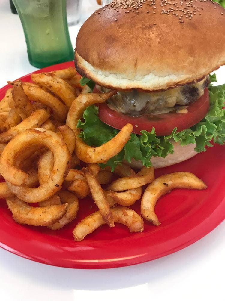 MAGNET DINER