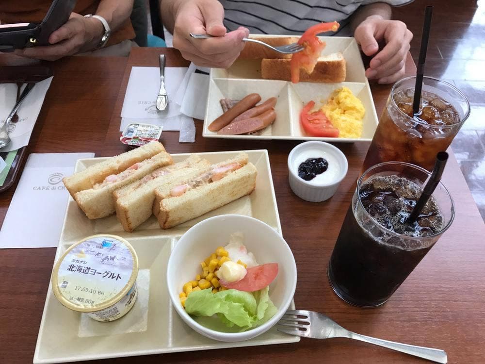 カフェ・ド・クリエ ホピタル 京都府立医科大学附属病院店