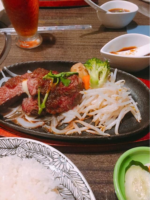 焼肉・ステーキ 鐵 - サブ画像2