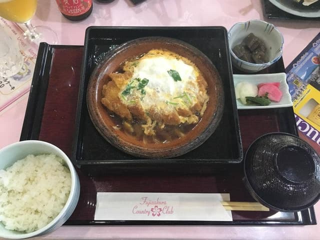 富士桜カントリー倶楽部 レストラン - サブ画像2