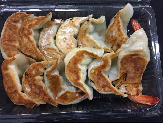 ブンブン餃子 草加本店 - サブ画像3