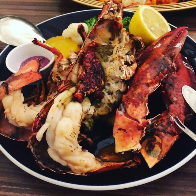 シーフードマーケット ランブルフィッシュ ザ・ブセナテラス - サブ画像1