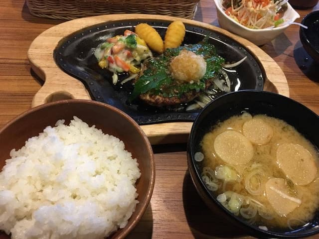 びっくりドンキー 盛岡南店 - サブ画像3