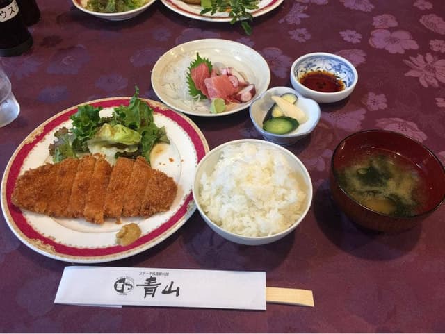 ステーキ&海鮮料理 青山 - サブ画像2