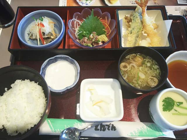 とんでん 大和店 - サブ画像3