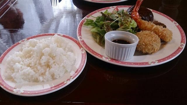 チャコールハウス - サブ画像2