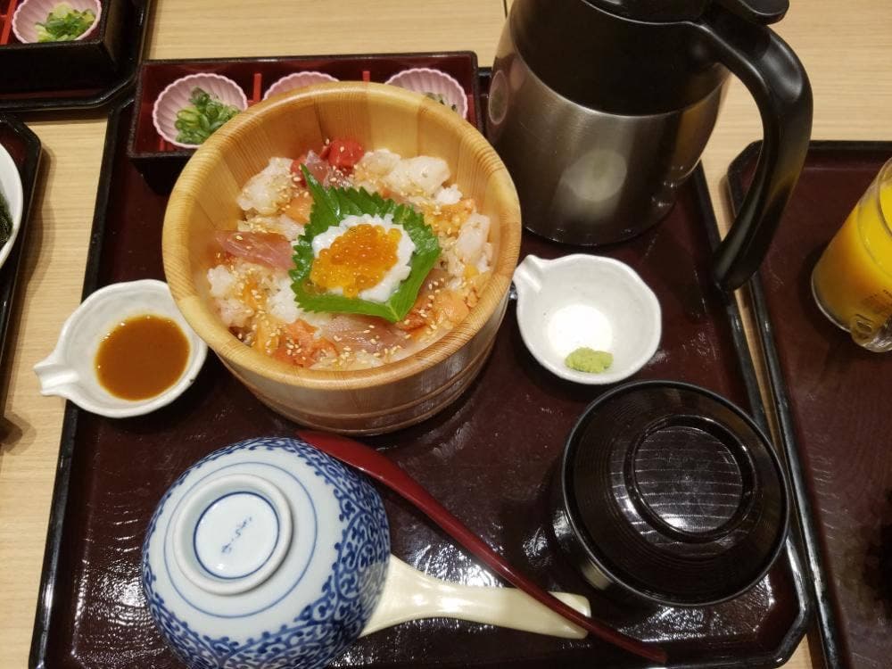 四六時中 イオンモールとなみ店