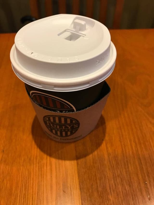 タリーズコーヒー 新宿二丁目店 - サブ画像3