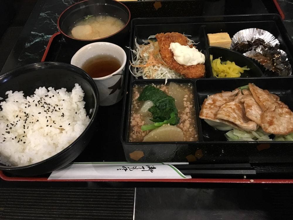 明日香飾磨店