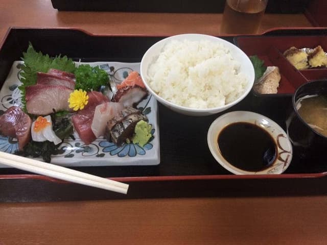 美味処 丸己 - サブ画像3