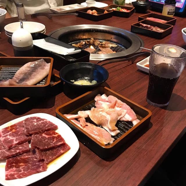 牛角食べ放題専門店 市川コルトンプラザ店 - サブ画像1