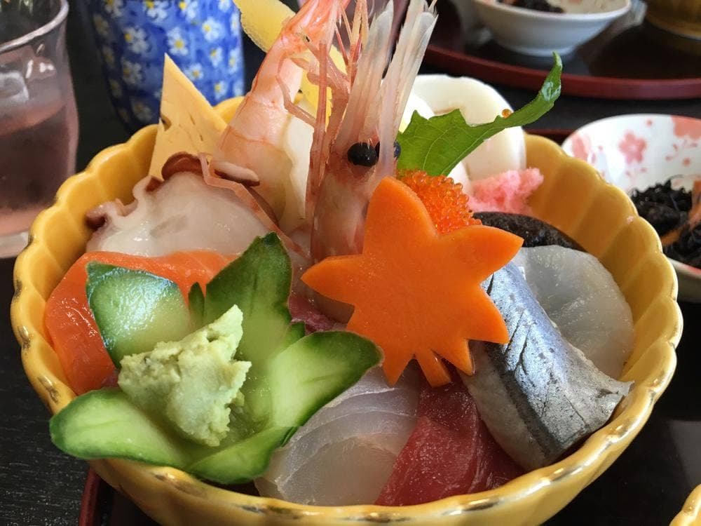 表禅房 おりこ乃