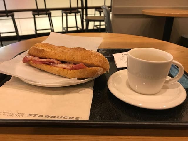 スターバックス コーヒー 岡山一番街店 - サブ画像3