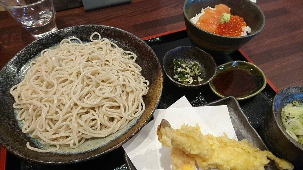 フロンティア おとな食堂