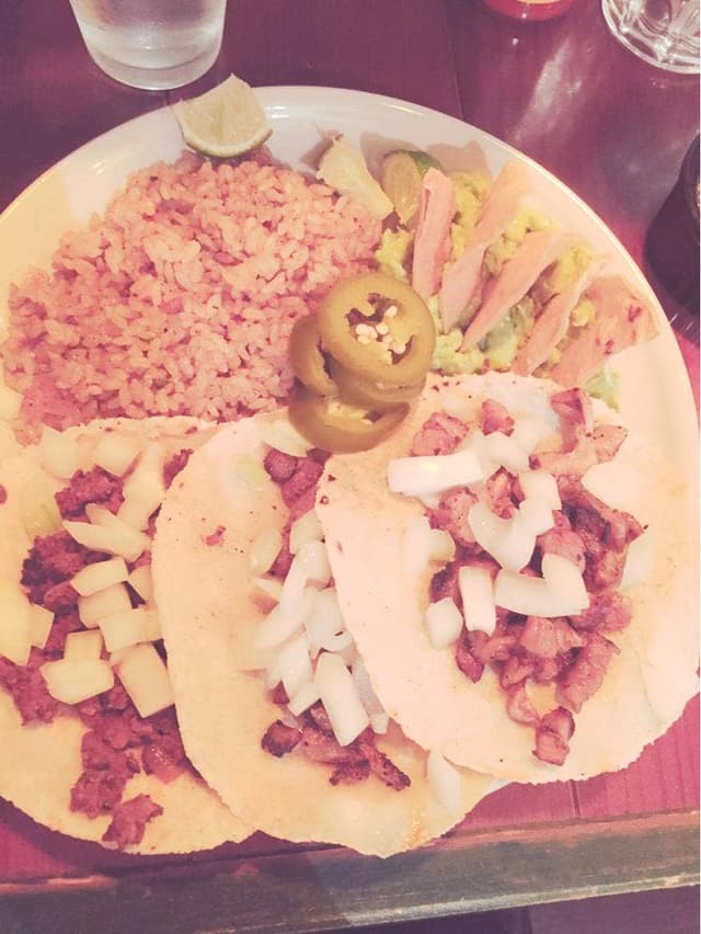 TAQUERIA LA FONDA - サブ画像2