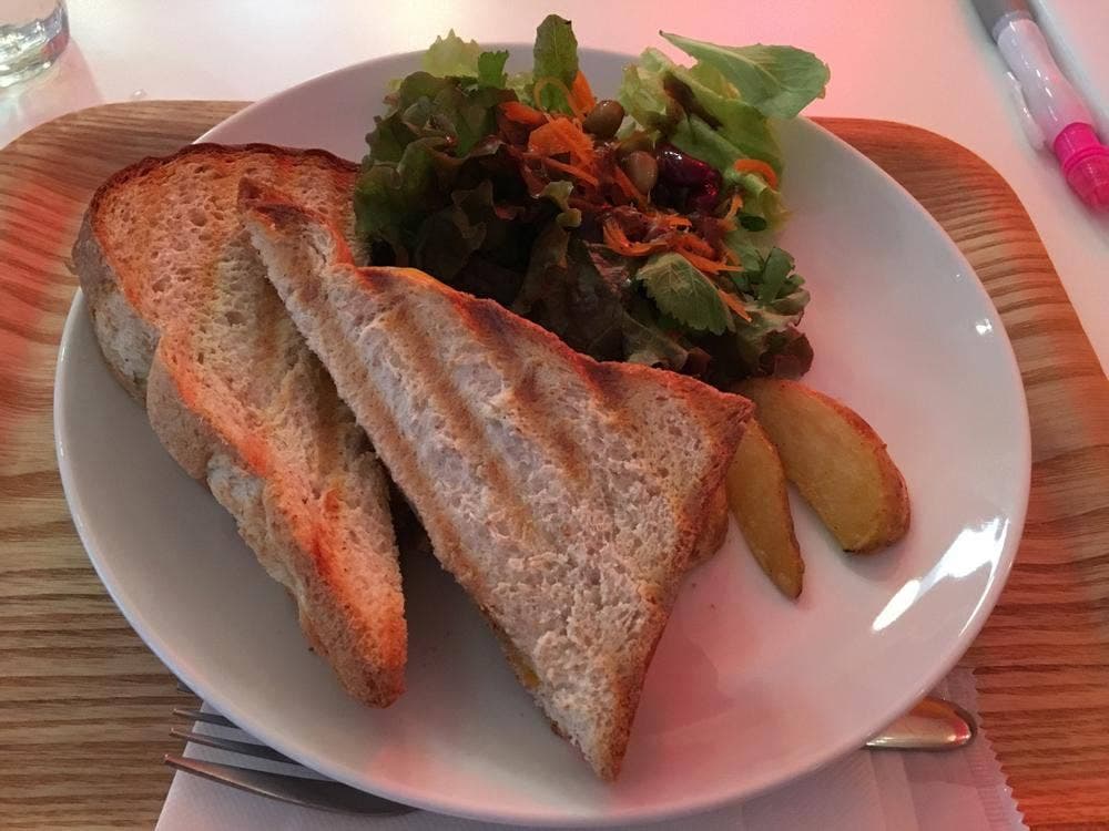 サンライズカフェ Sonrise Cafe